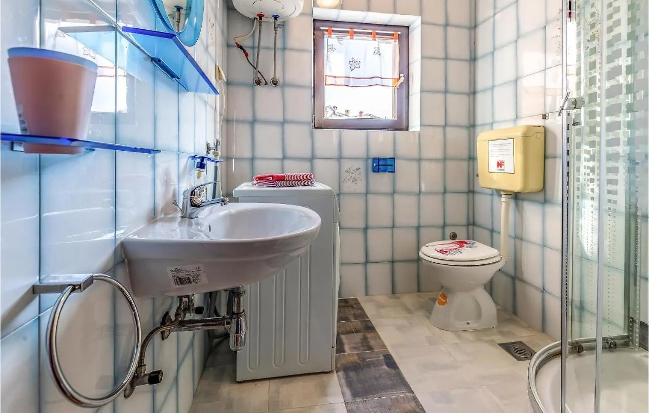 Gorgeous Apartment In Medulin With Kitchen 0*,  Croatia